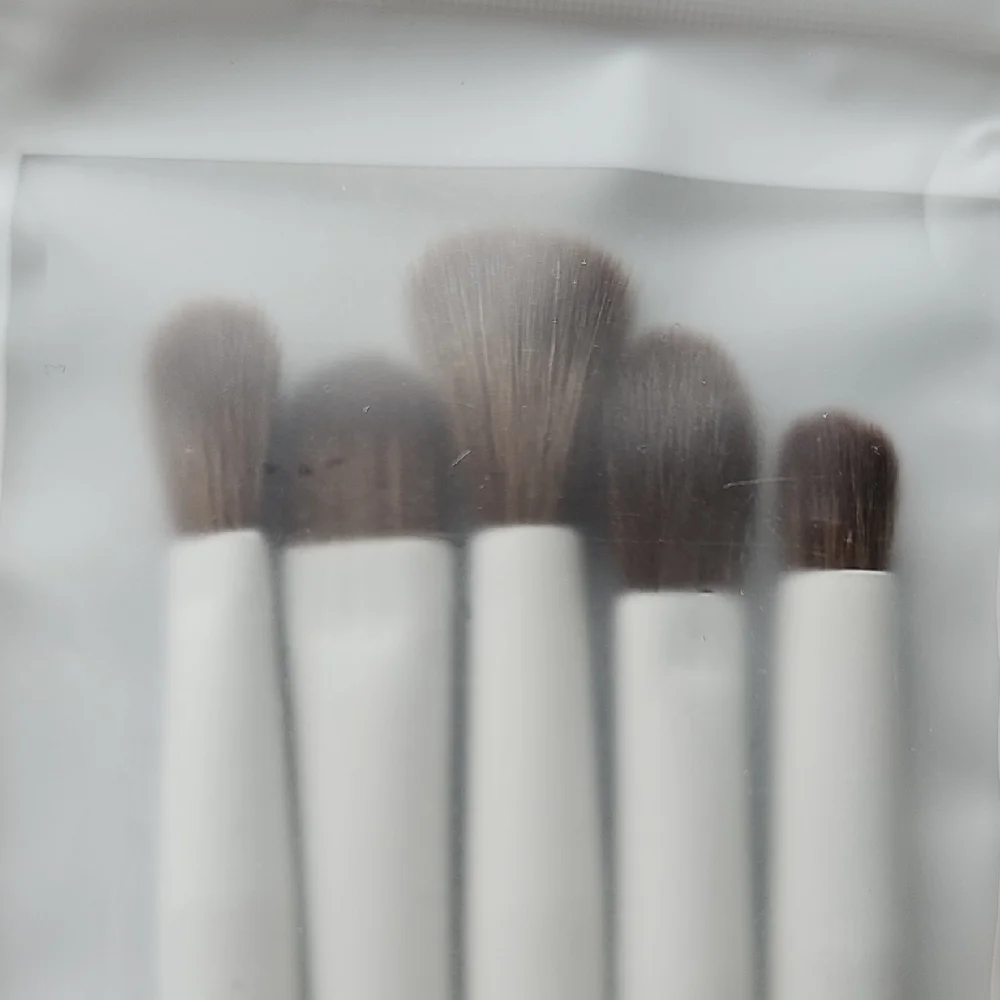 New Shades by Shan White Multi Use Eye Brush Set - 5 Piece